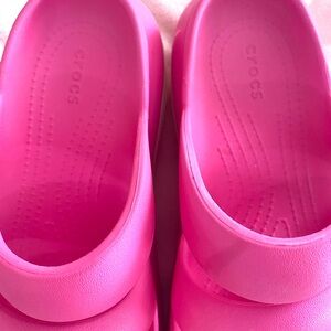 CROCS Vibrant Pink thick sole Beach shoes